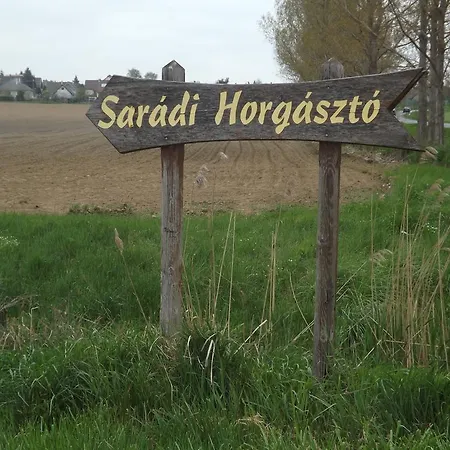 Casa de hóspedes Családi *