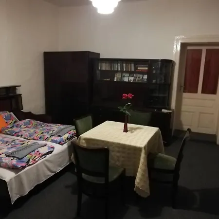 Családi * Kaposszekcso